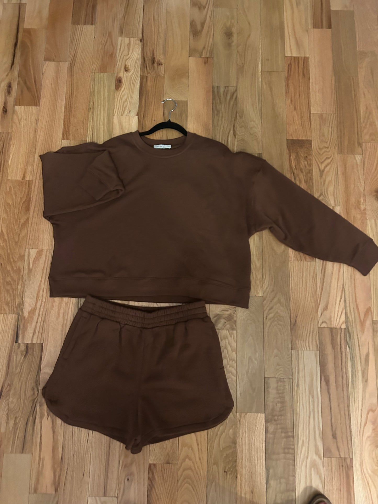 Brown lounge short set