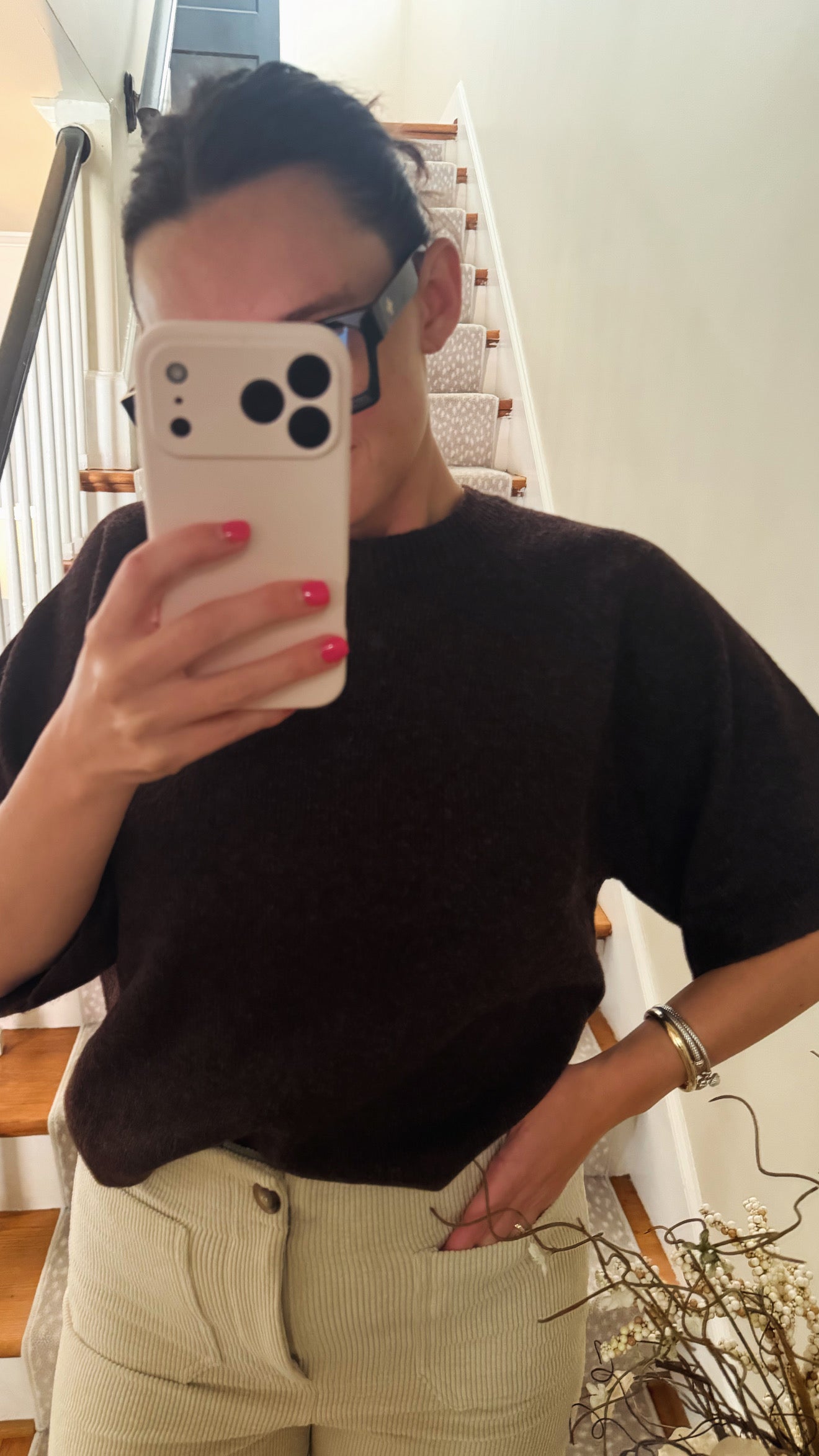Dark brown short sleeve sweater