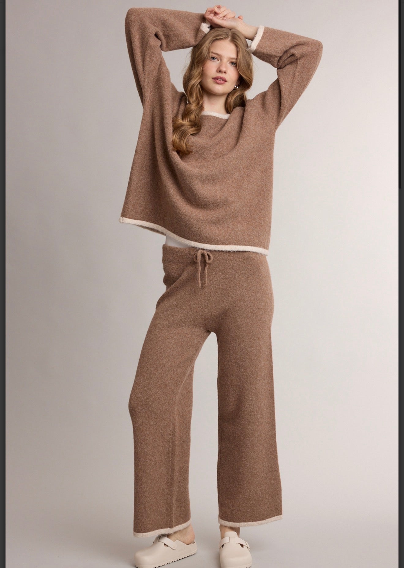 Fuzzy mocha trim set